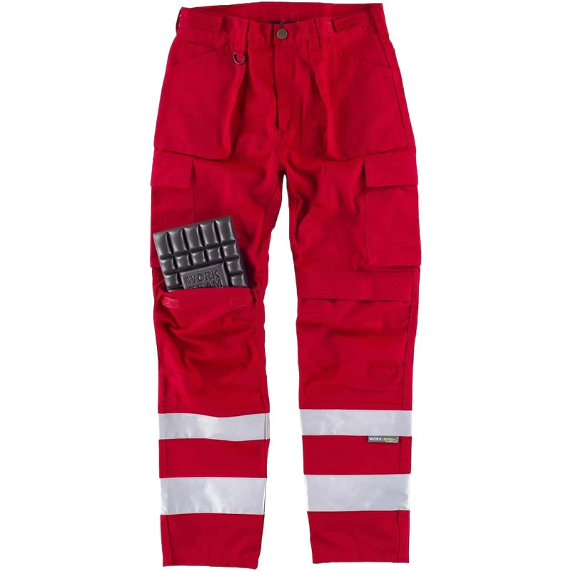 Pantalones rojos de alta visibilidad.